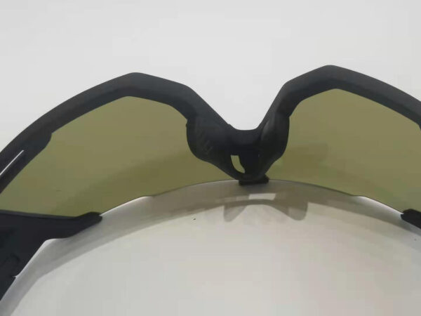 unisex anti impact UV 400 polarized lens cycling sunglasses MS 865 - Image 4
