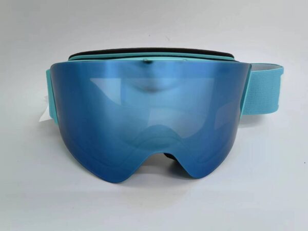 MB 6200 2024 flip magnetic ski oggles lens with helmet compatibility - Image 2