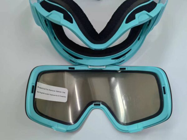 MB 6200 2024 flip magnetic ski oggles lens with helmet compatibility - Image 6
